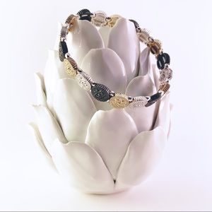 Embossed stretch bracelet